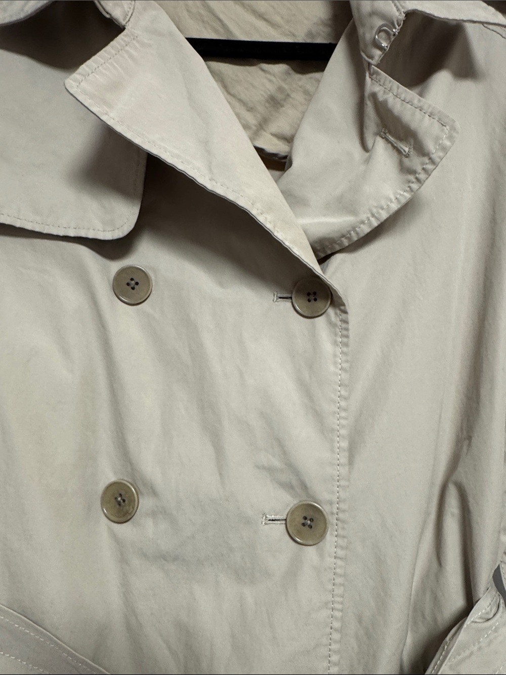 Theory Beige Double-Breasted Belted Trench Coat - Picture 4 of 10
